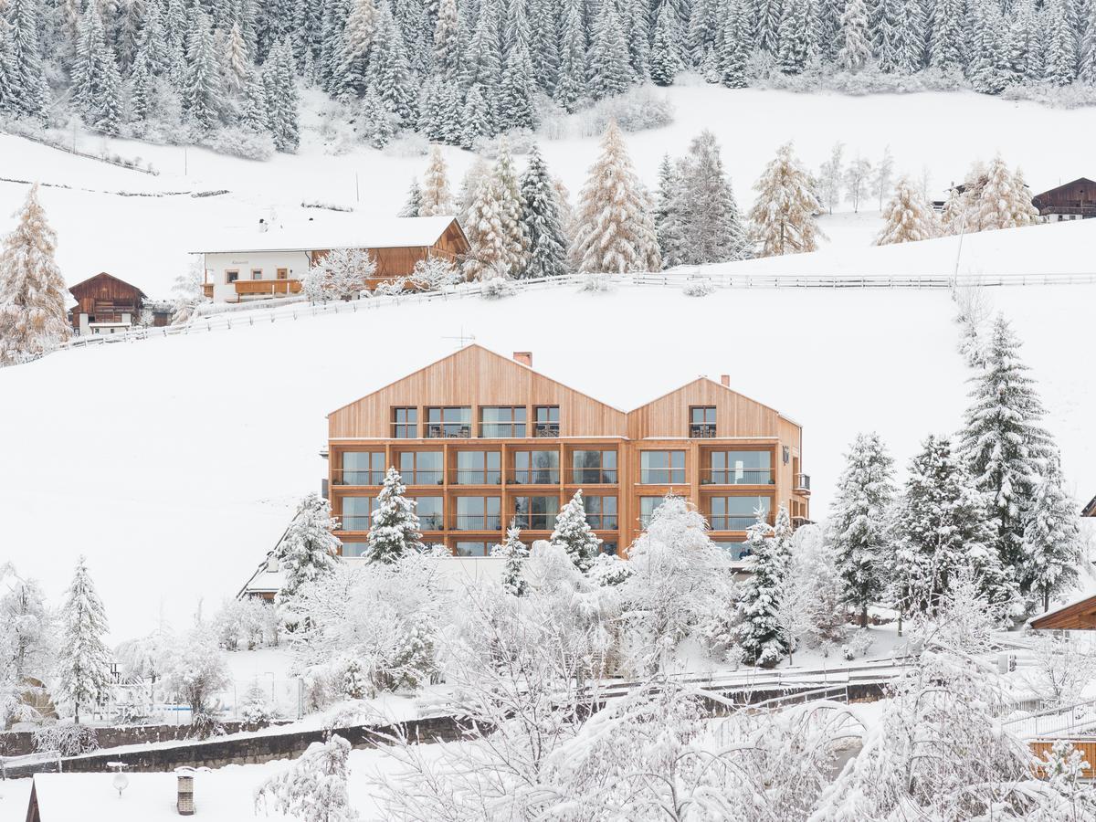 Hotel Tyrol 푸네스 외부 사진